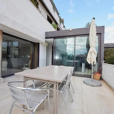 Prive Vue Centre Gray D'albion Cannes