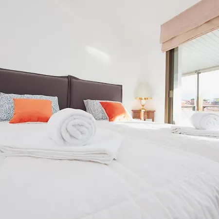Prive Vue Centre Gray D'albion Cannes